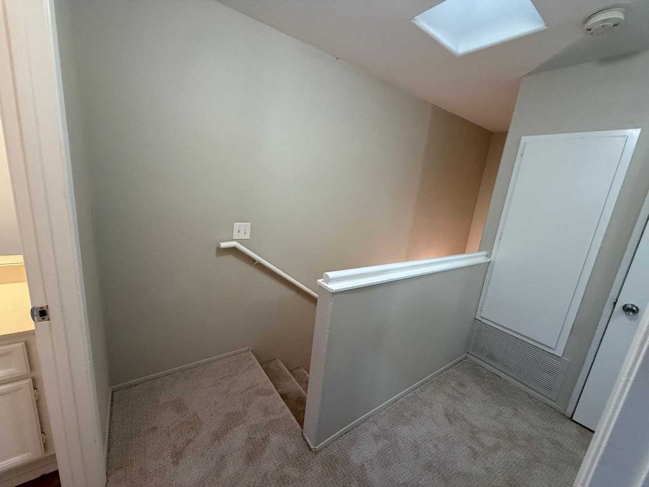 1294 Elder Ave - Photo 6 of 15