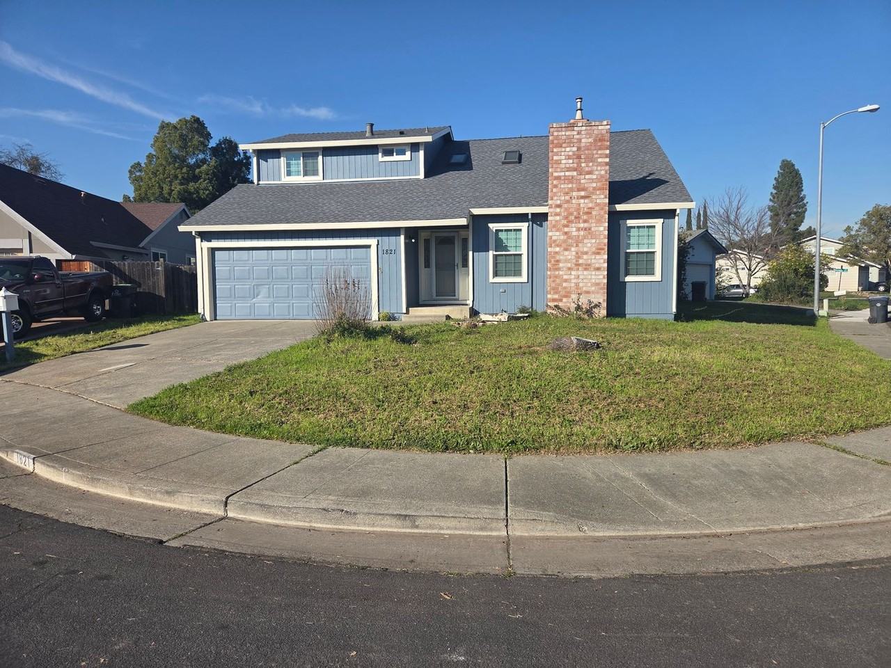 1821 Howe St - Photo 2 of 23