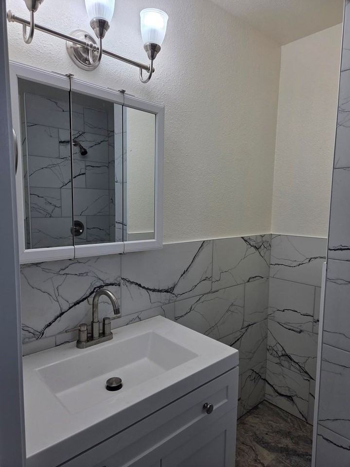 1821 Howe St - Photo 7 of 23