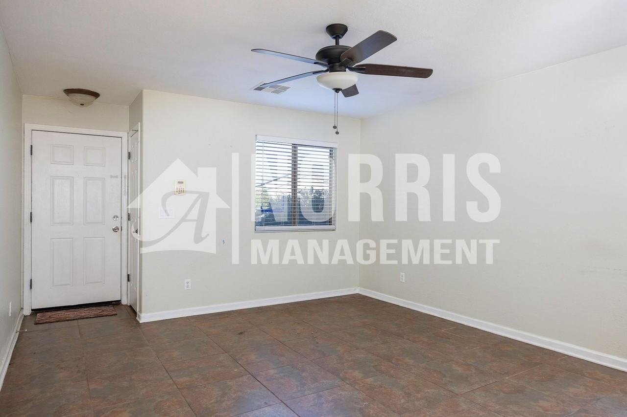 11281 E Wallflower Ln - Photo 2 of 32