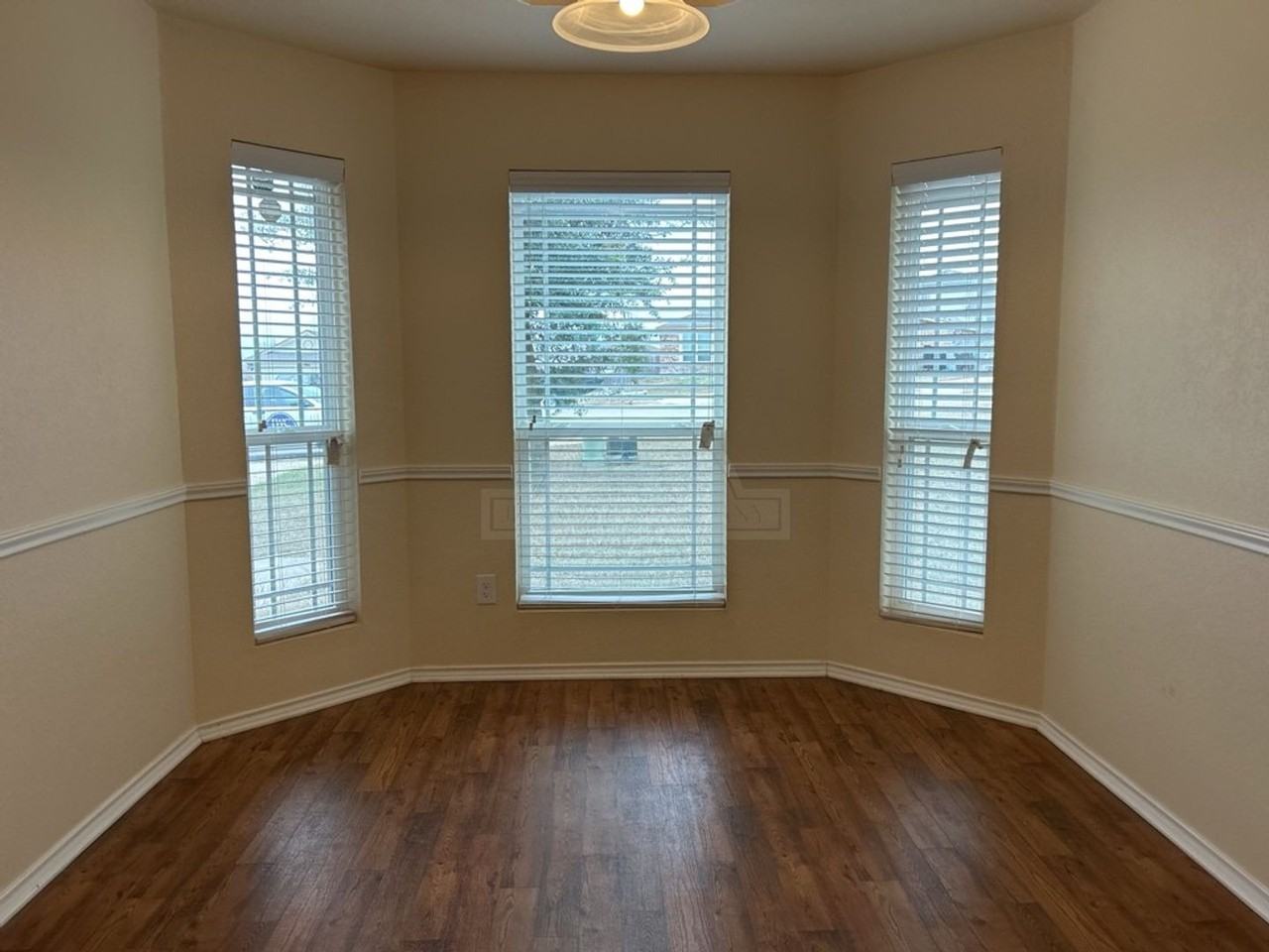 5305 Eagles Nest Dr - Photo 7 of 29