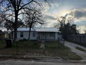 784 Samuels St - Photo 1 of 1