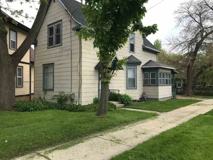 834 Emerson St - Photo 1 of 1