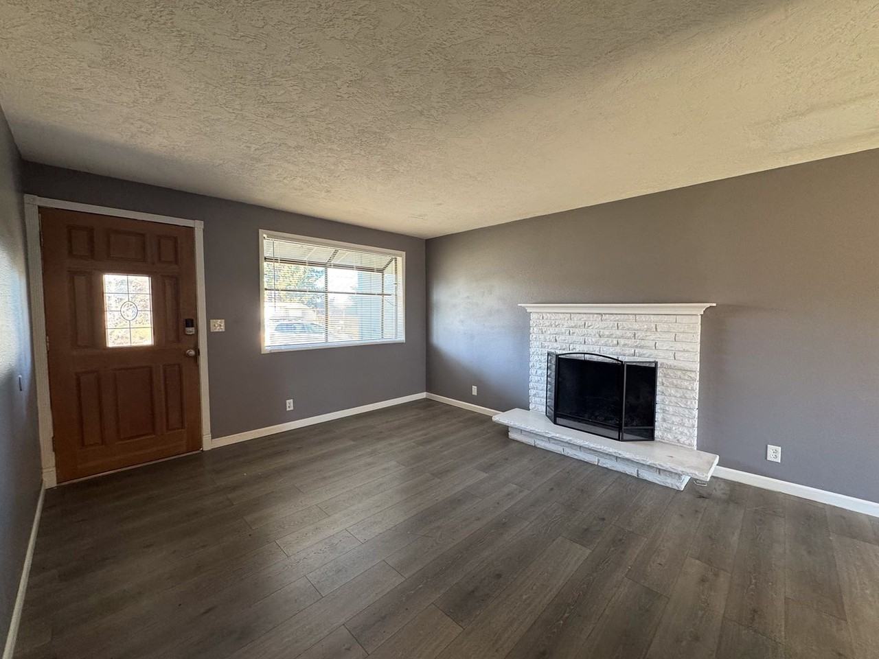 2155 Four Oaks Grange Rd - Photo 3 of 17