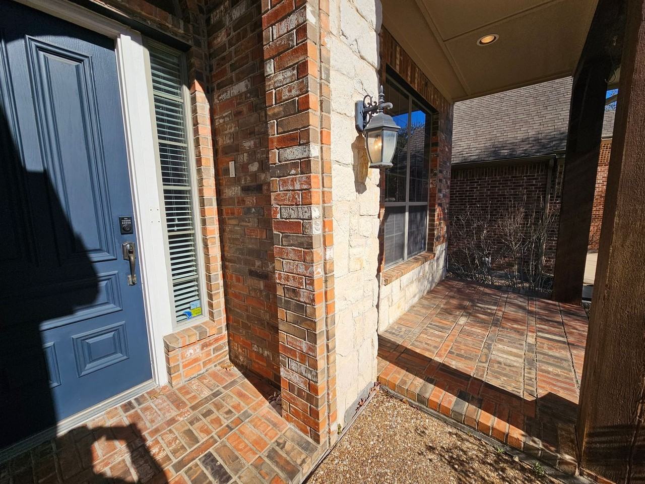 3513 Silverwood Ct - Photo 2 of 32