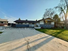 featured image of 2617 Eric Ct