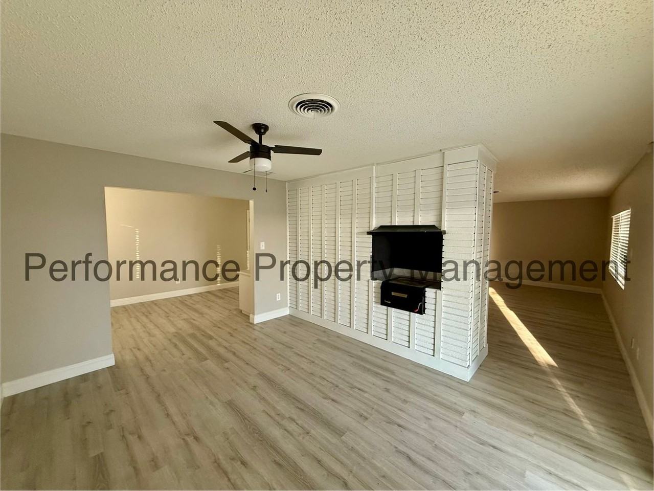 2617 Eric Ct - Photo 4 of 18