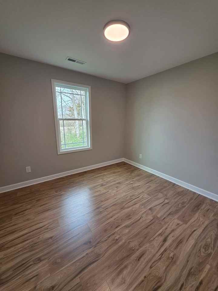 5 King Row - Photo 7 of 11