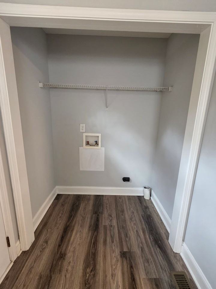 408 Brewer St - Photo 4 of 11