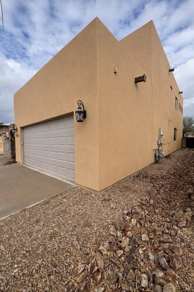 1971 Knowlton St - Photo 2 of 35