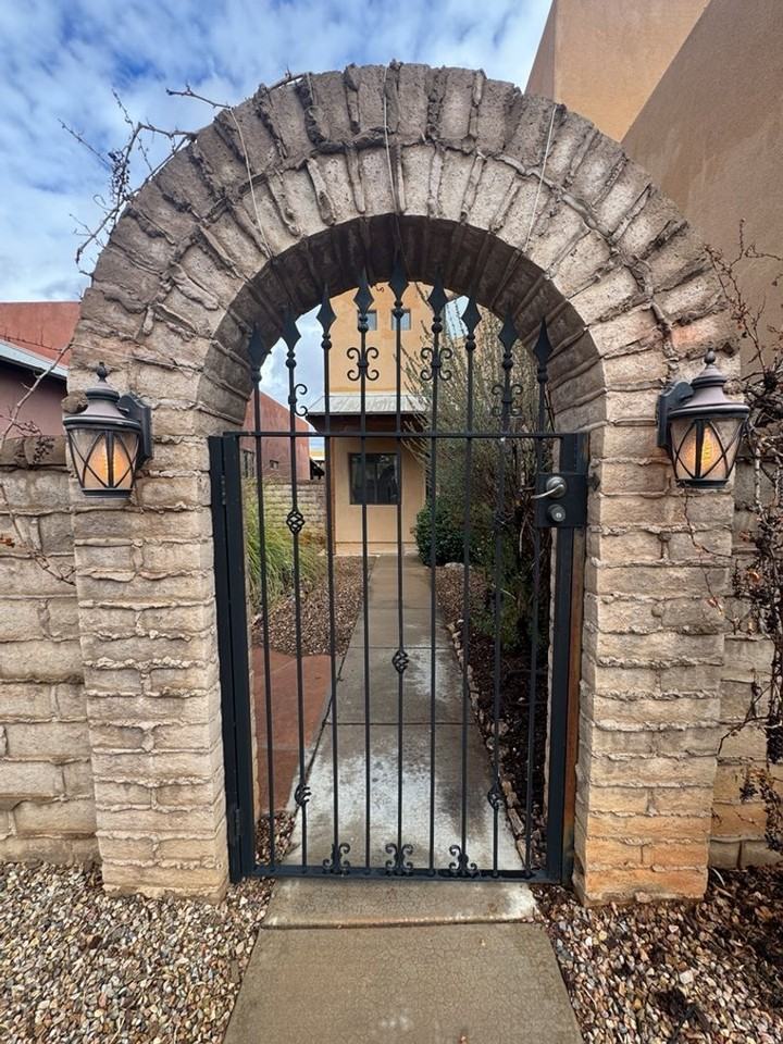 1971 Knowlton St - Photo 4 of 35