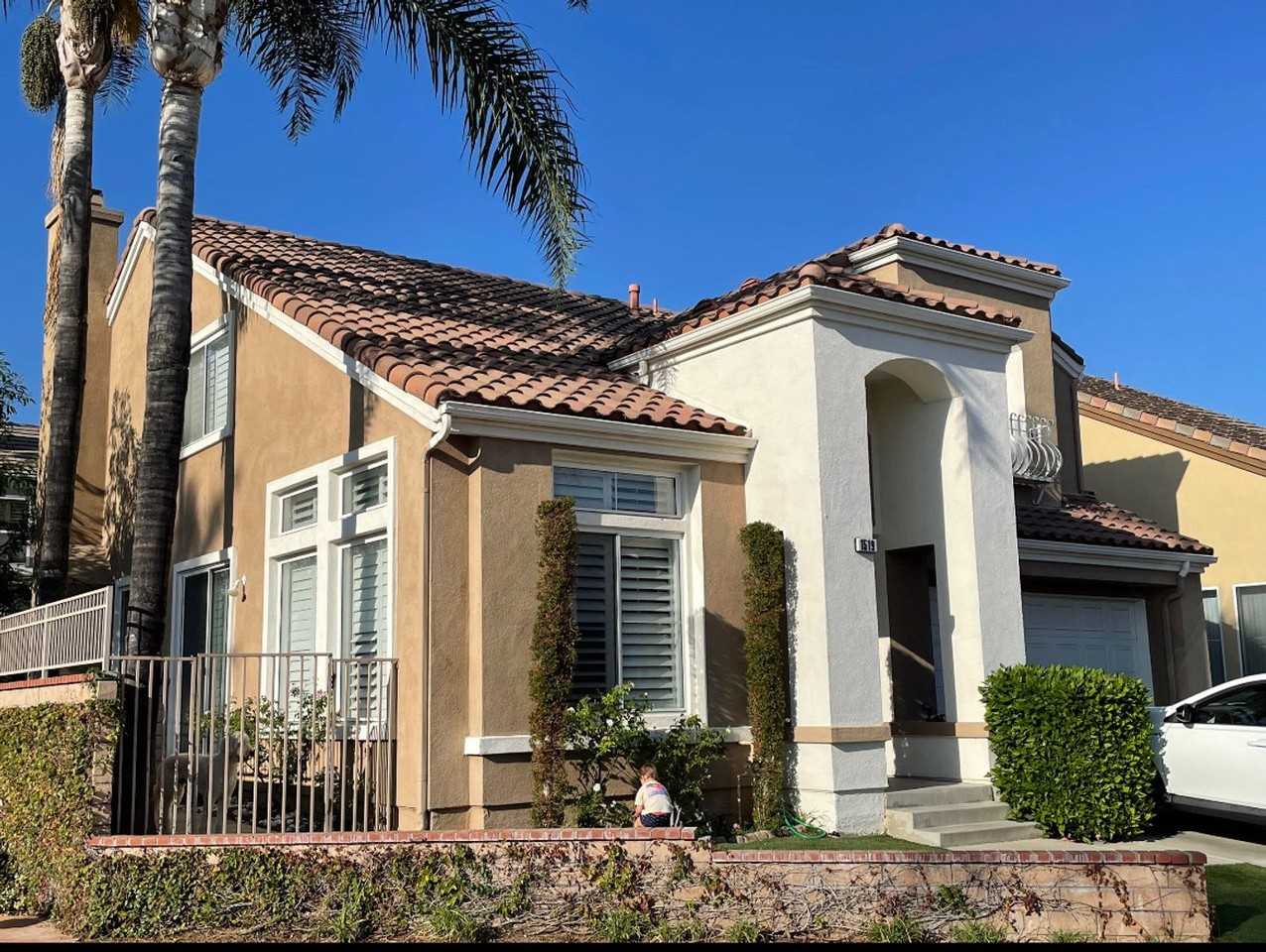 1519 Zachary Ct - Photo 2 of 16