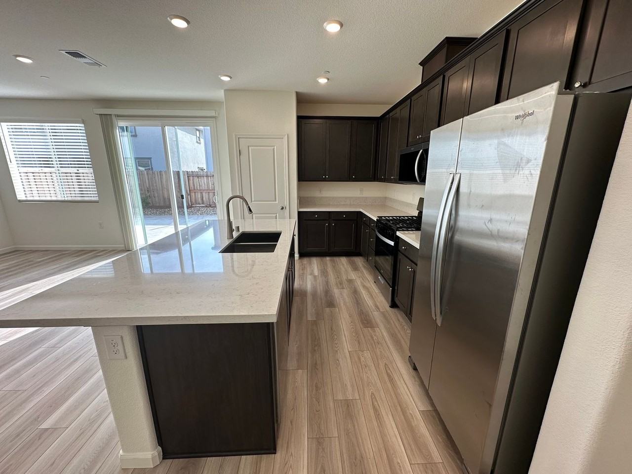 348 Pismo Dr - Photo 7 of 34