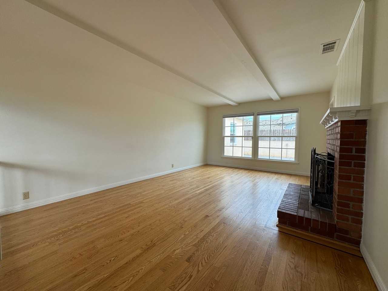 522 S Ranch St - Photo 2 of 18