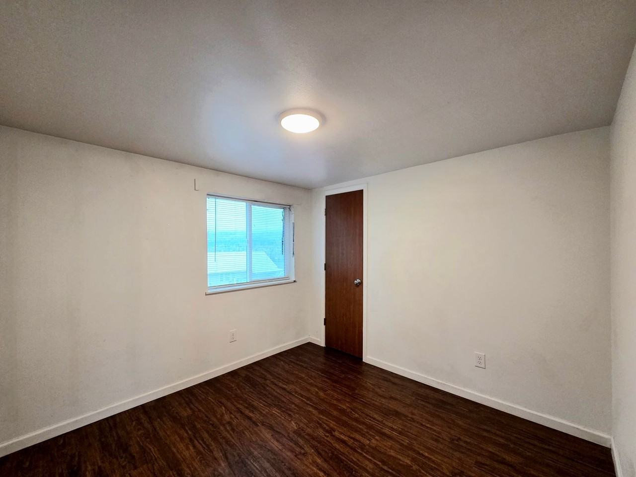 1121 Monitor Ave. Duplex - Photo 5 of 28