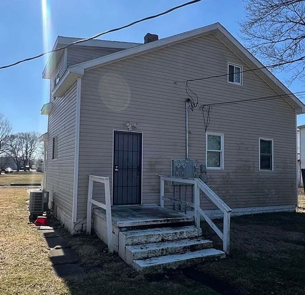 Welcome to our charming 1 bedroom - Photo 2 of 34