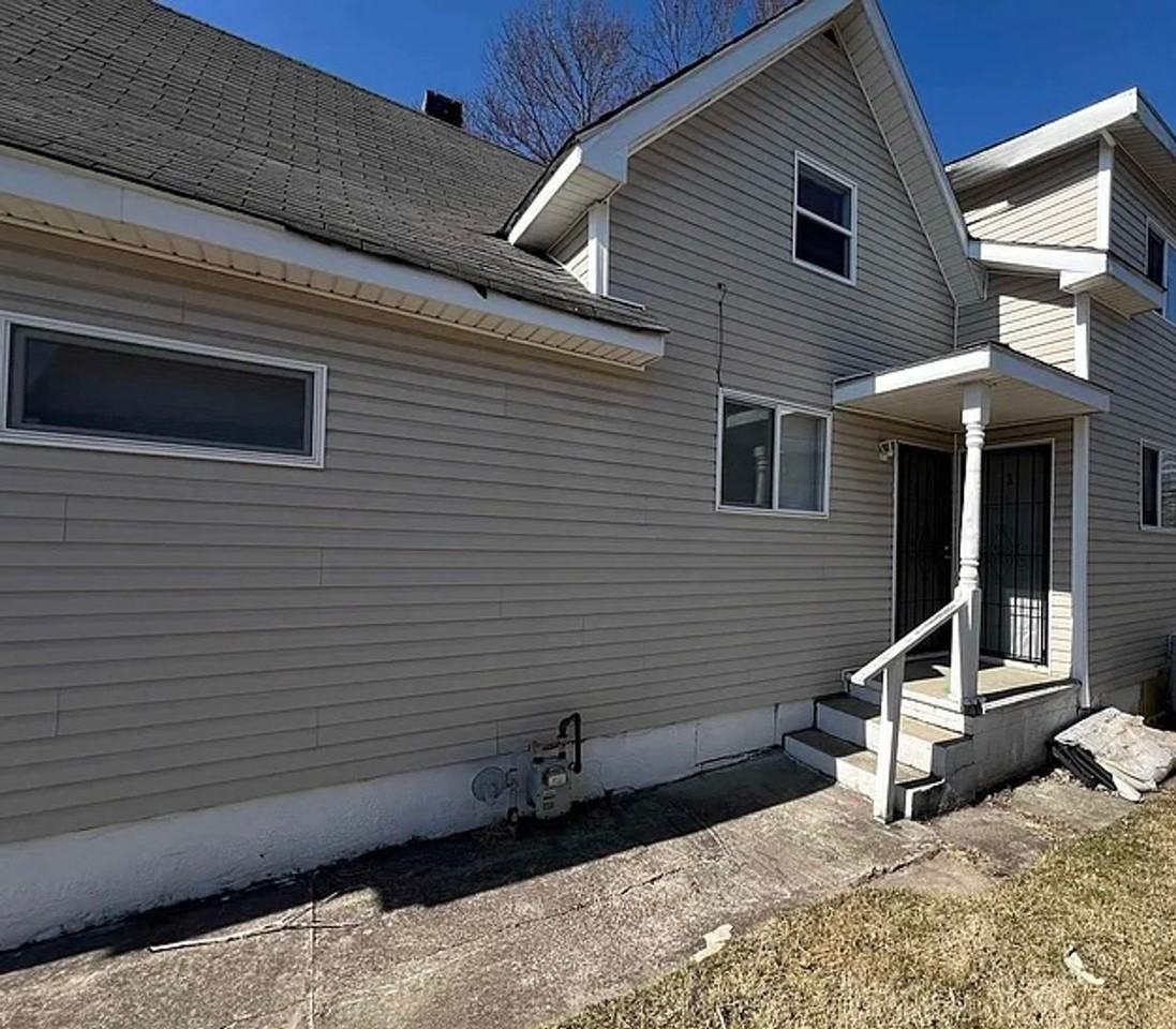 Welcome to our charming 1 bedroom - Photo 3 of 34