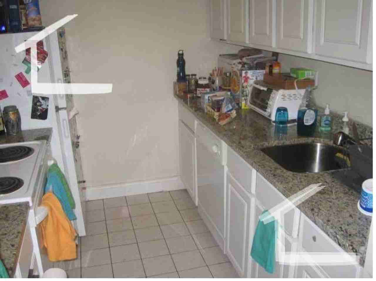 1130B Commonwealth Ave - Photo 7 of 11