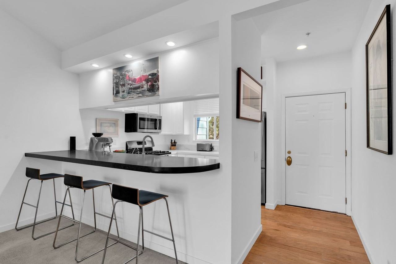 875 Tamalpais Ave #16 - Photo 7 of 19