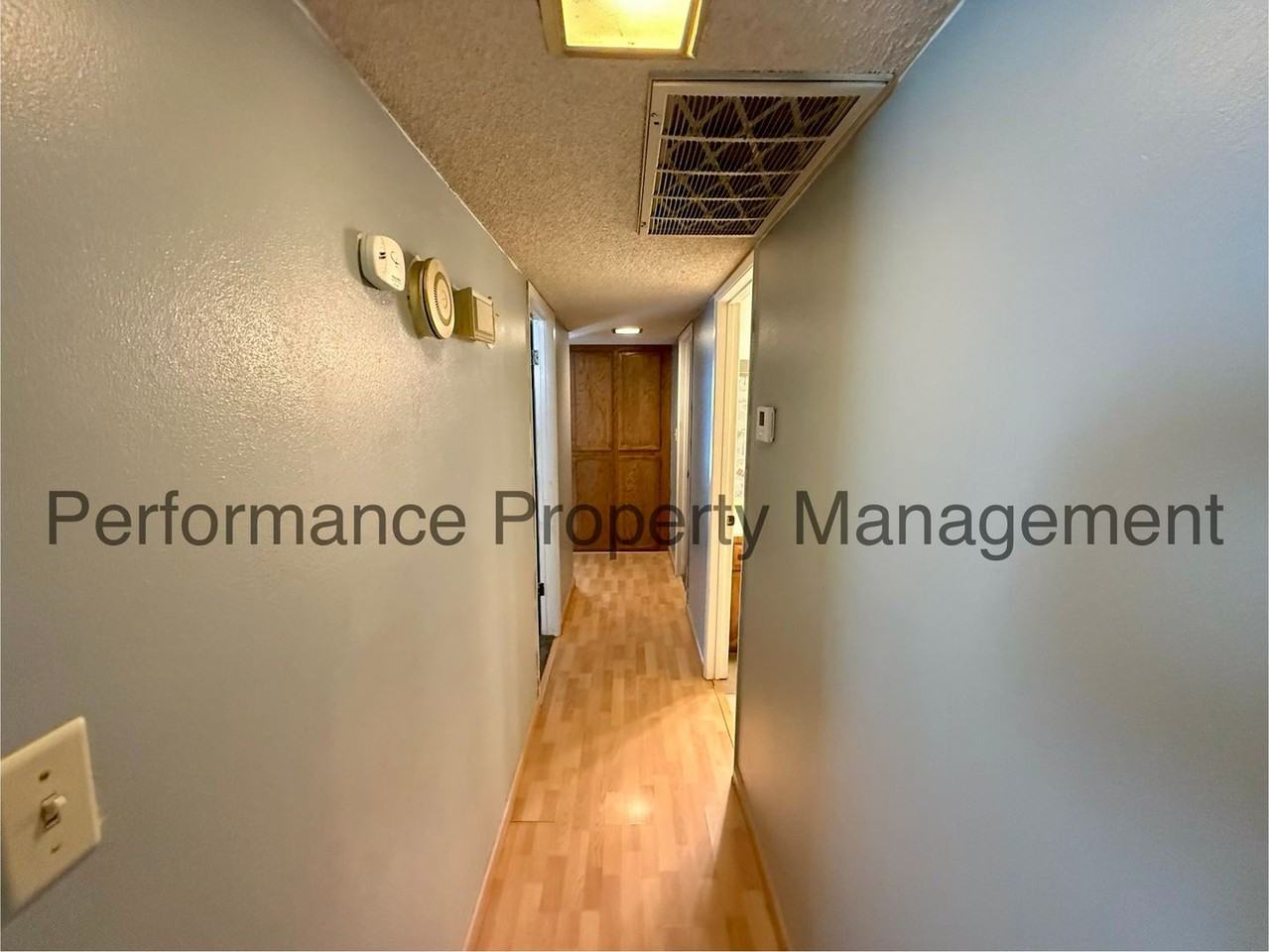 4301 Poach St - Photo 6 of 25