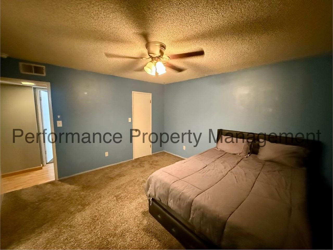 4301 Poach St - Photo 7 of 25