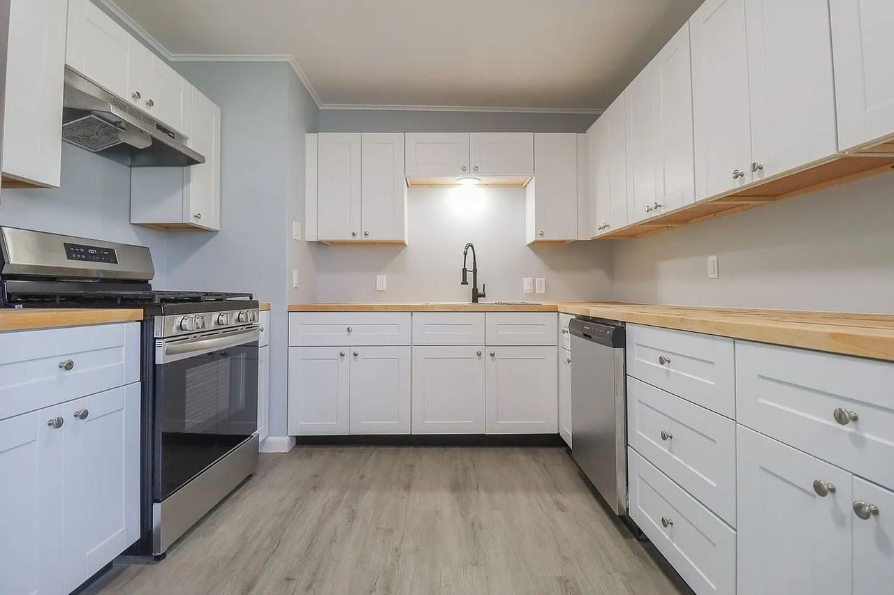 7564 E Oklahoma Pl - Photo 2 of 15