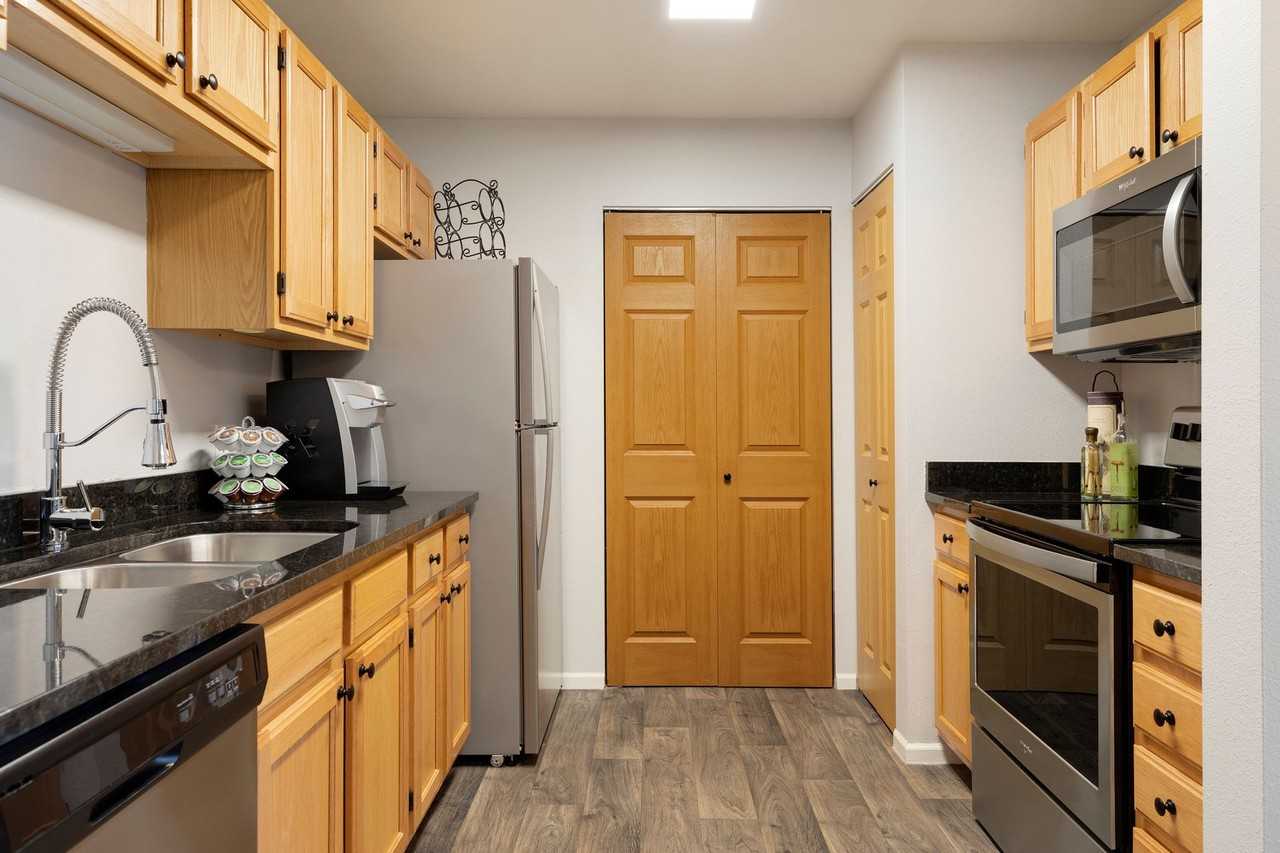 Birchwood Apartments - Photo 7 of 26