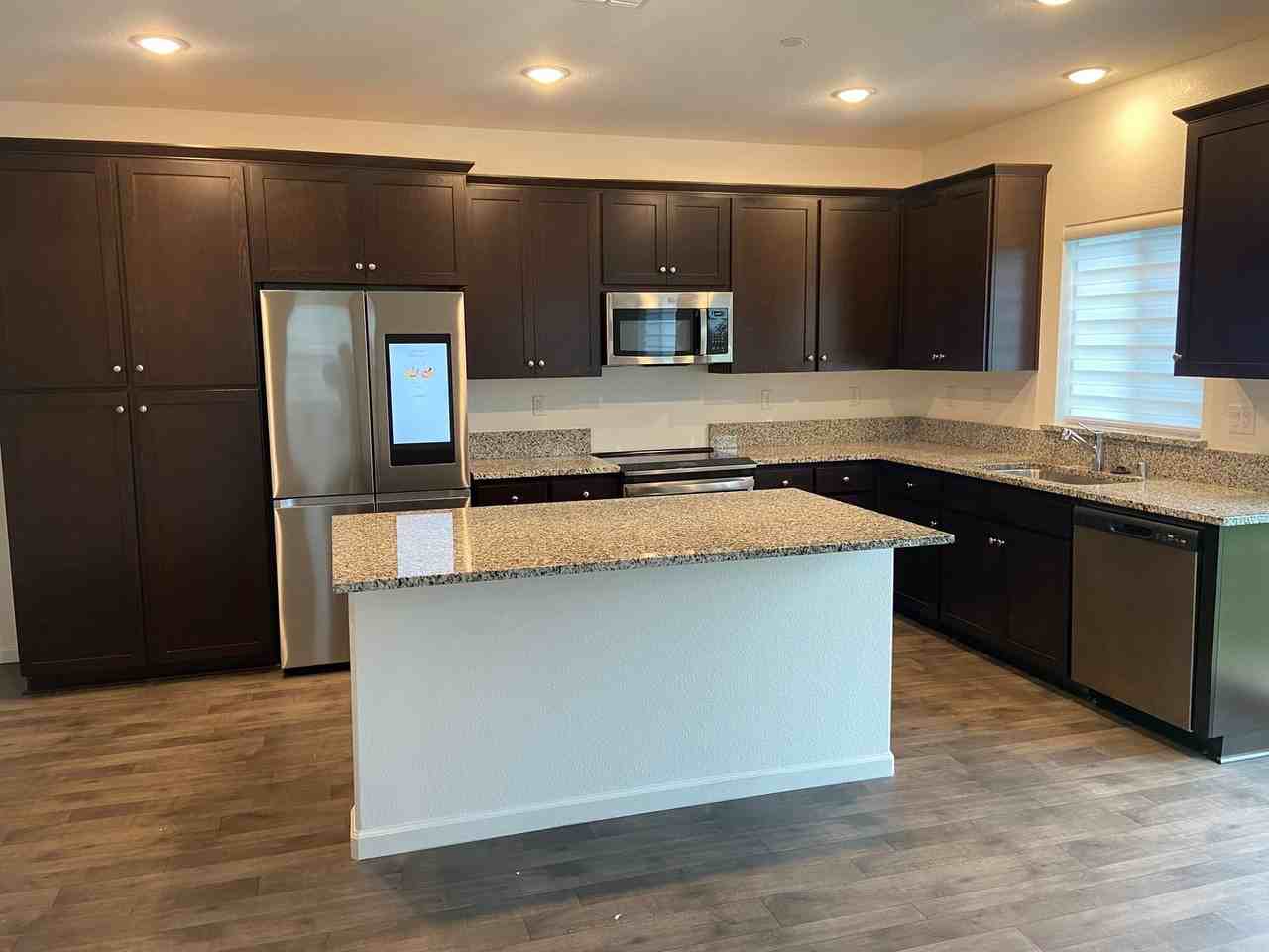 12198 Encanto Way - Photo 3 of 20