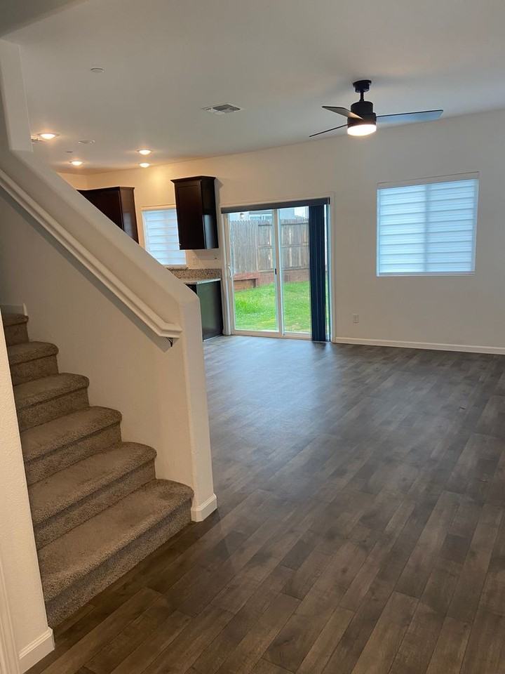 12198 Encanto Way - Photo 5 of 20