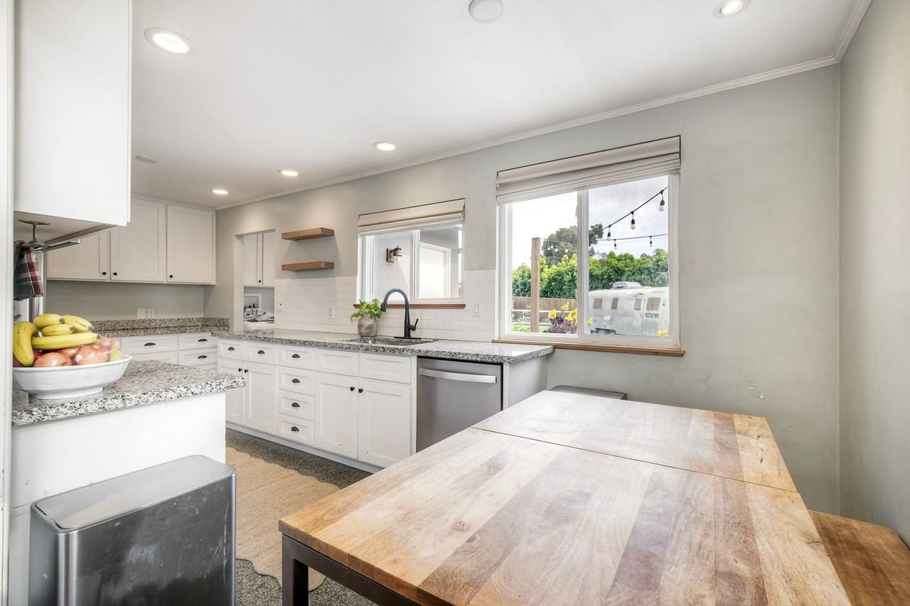 1478 Moreno St - Photo 7 of 20