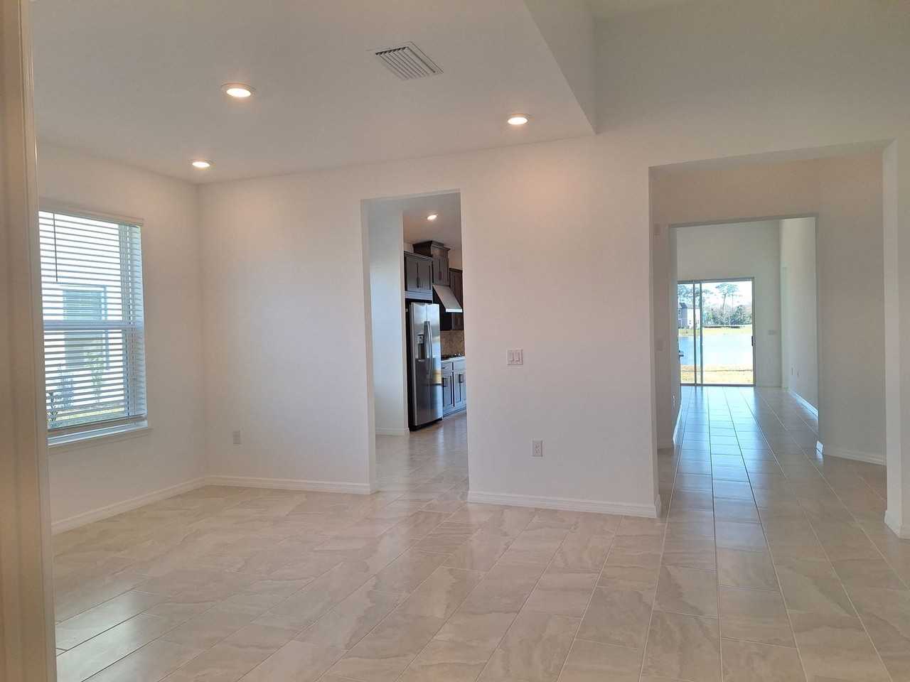 592 Moon Shell Cir - Photo 2 of 33