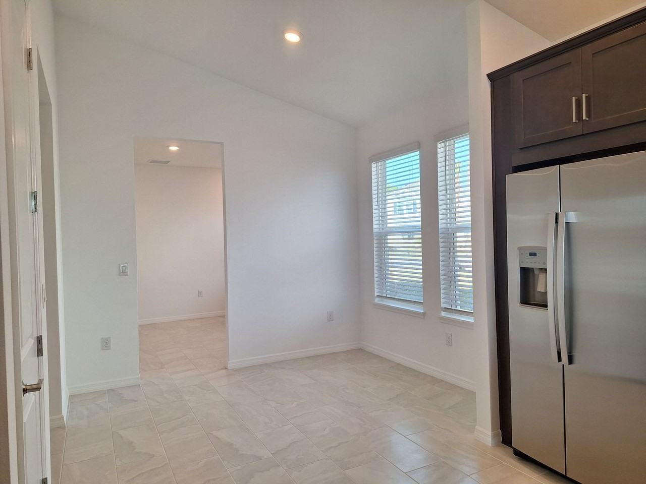 592 Moon Shell Cir - Photo 7 of 33