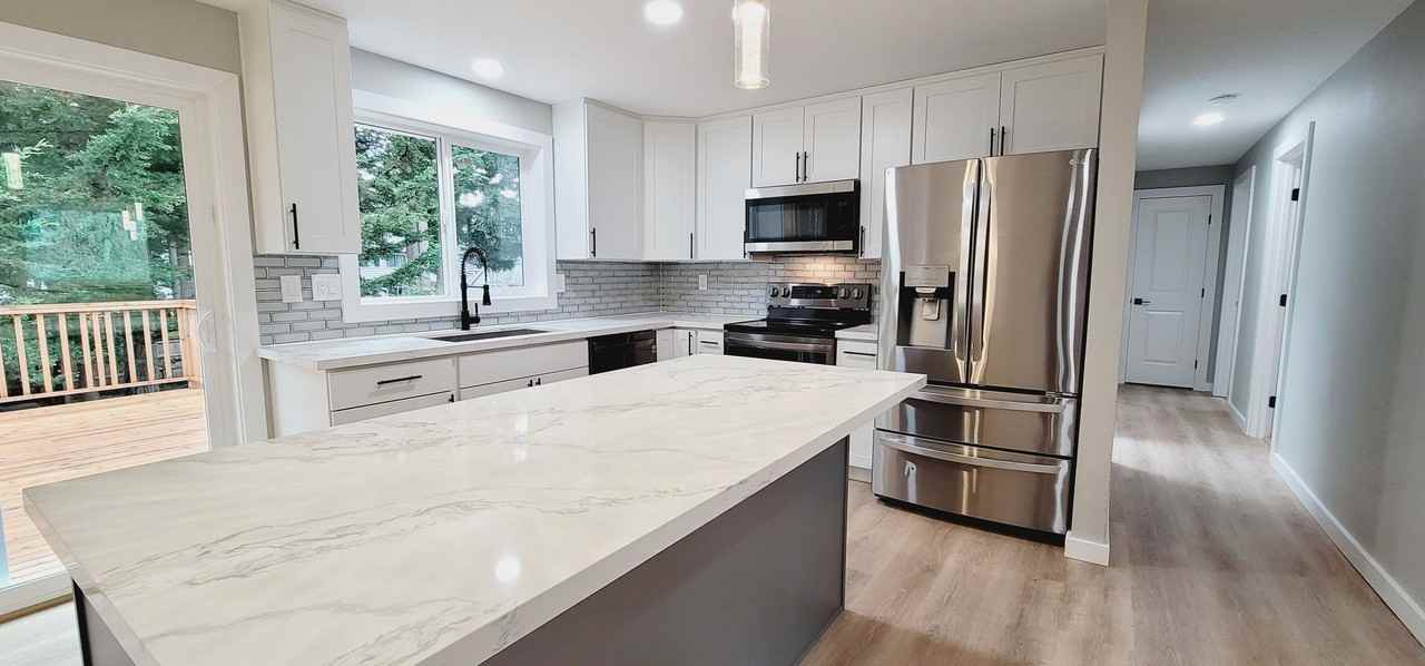 9602 166th St E - Photo 7 of 44