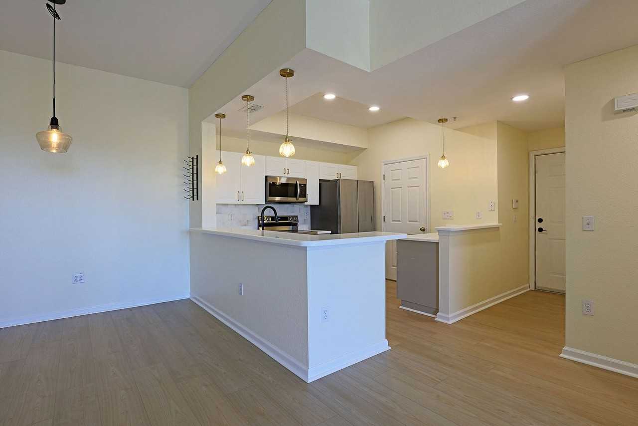 9005 Colby Dr - Photo 2 of 18