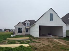 featured image of 104 Field Point Ln