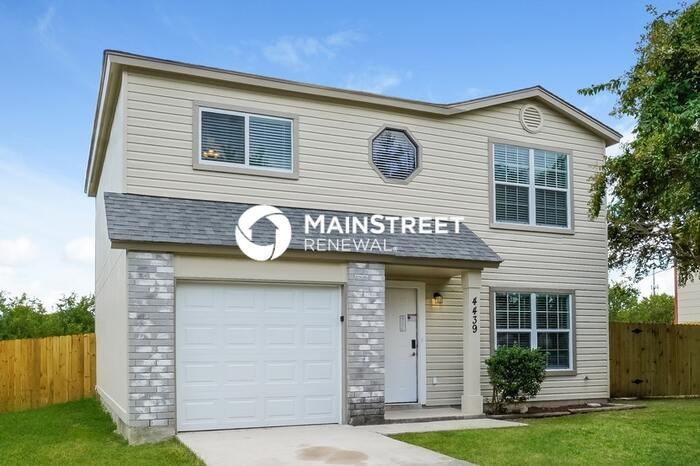 4439 Misty Springs Dr - Photo 2 of 17