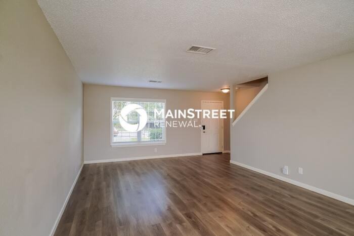 4439 Misty Springs Dr - Photo 3 of 17