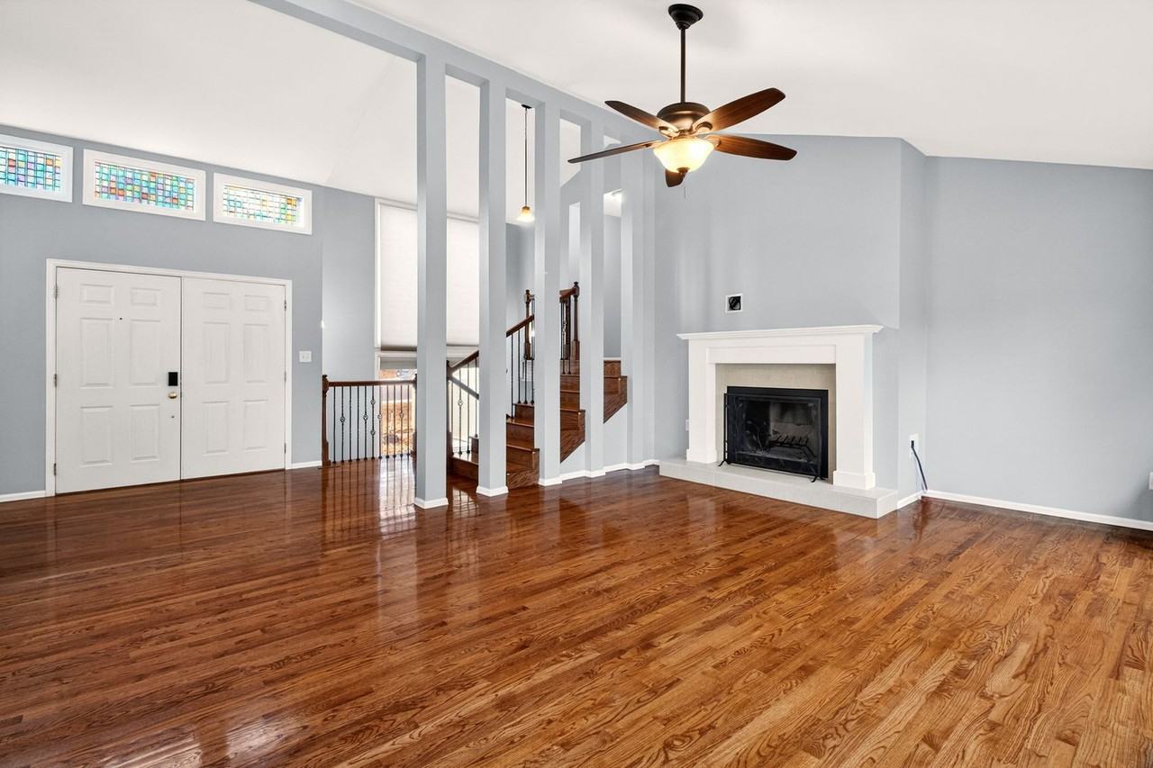 7315 Delmonico Dr - Photo 3 of 14