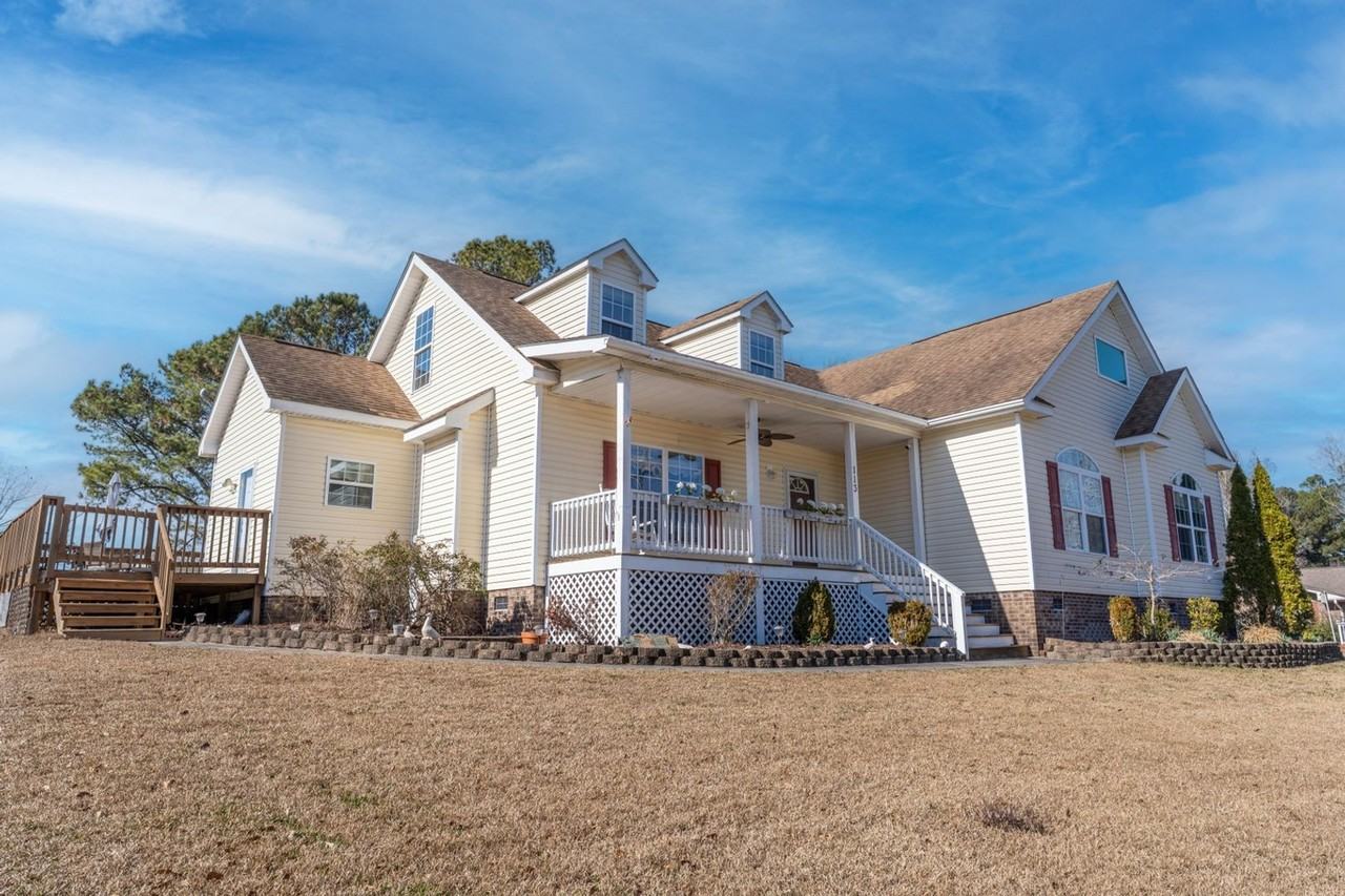 113 Gladys Ln - Photo 2 of 50