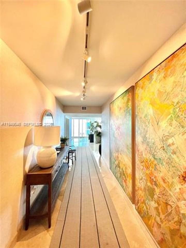 16400 16400 Collins Ave appt 1541 - Photo 4 of 24