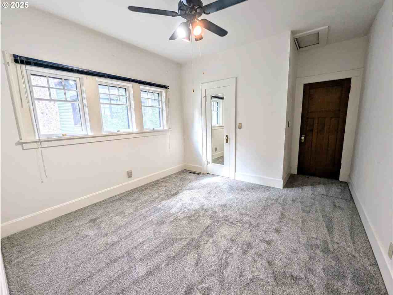 308 Adams Ave - Photo 6 of 19