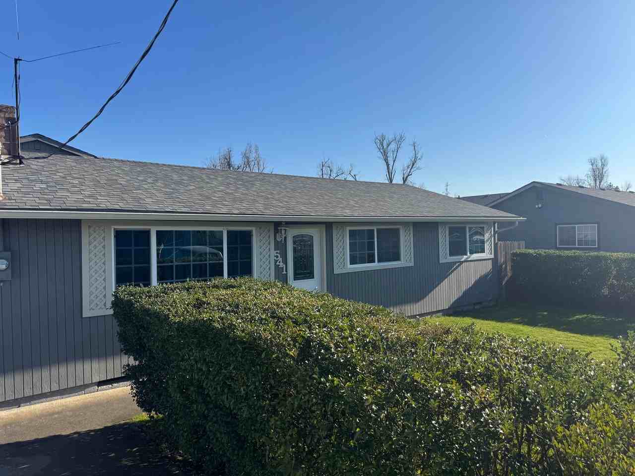 541 34th St - Photo 3 of 13