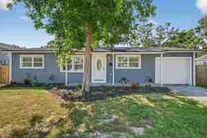 featured image of 8110 Macoma Dr Ne