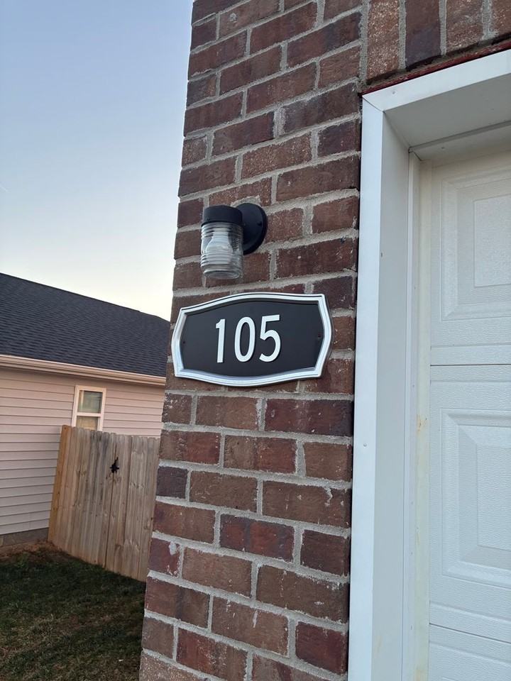 105 S Osprey Ct - Photo 3 of 50