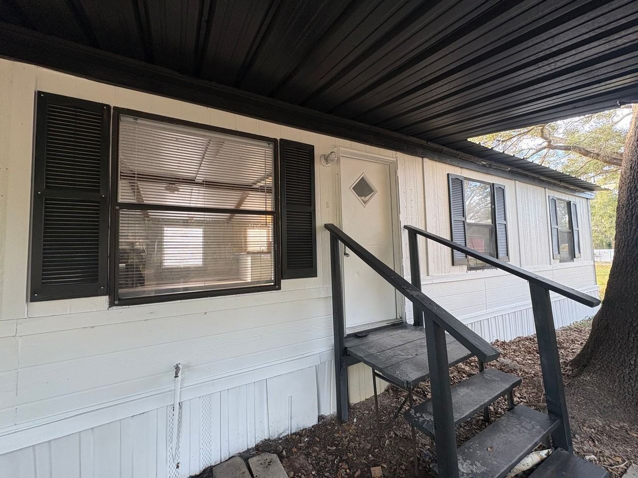 11640 County Road 579 - Photo 2 of 17