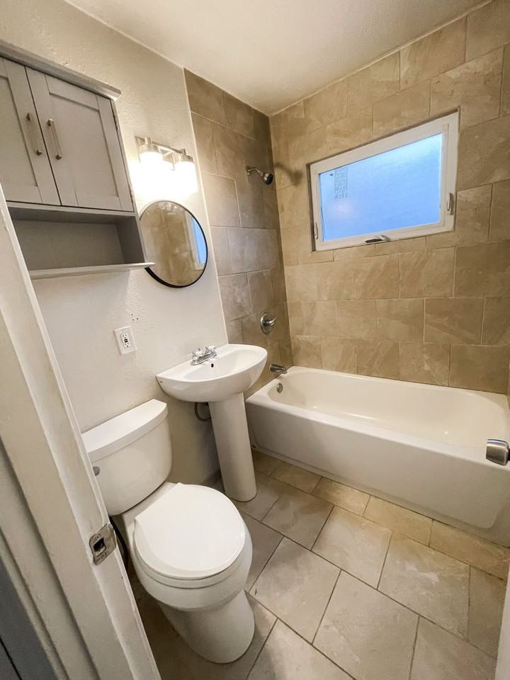 4619 Cline Rd - Photo 5 of 7