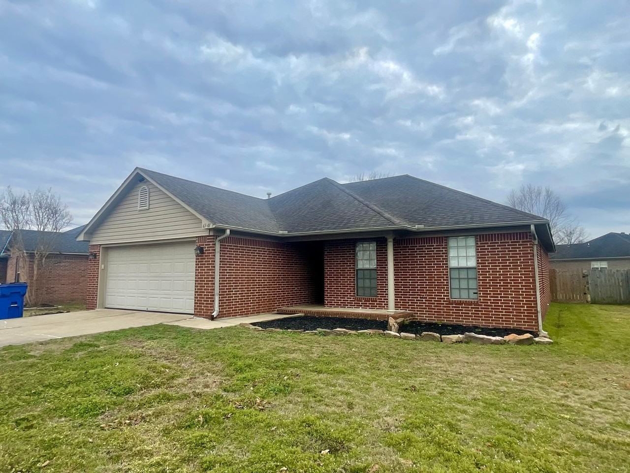 63-01 E Main St - Photo 2 of 23