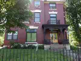 featured image of 1382 S 1st St