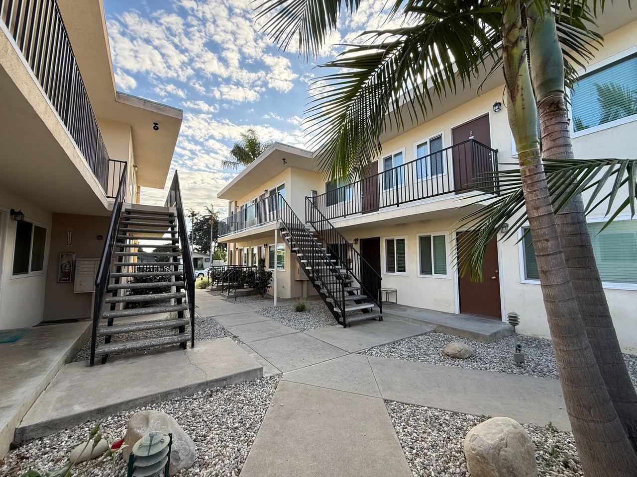 1171 E Meta St #16 - Photo 3 of 21