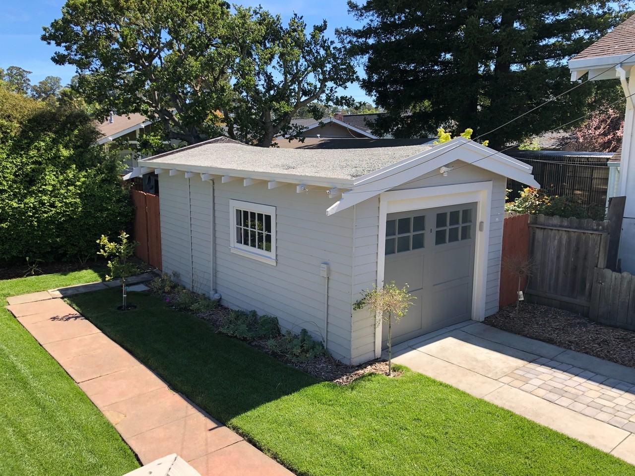 750 Acacia Dr - Photo 3 of 16